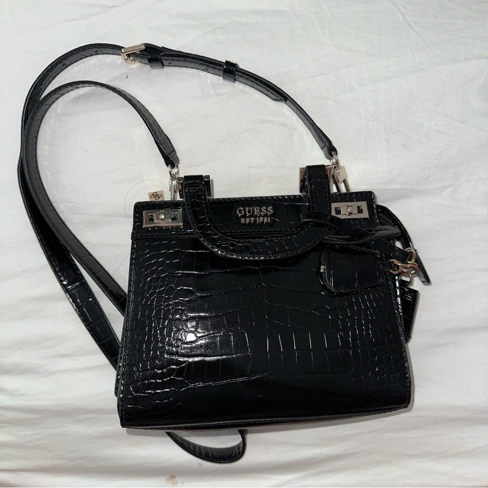 Guess Cross Body Bag